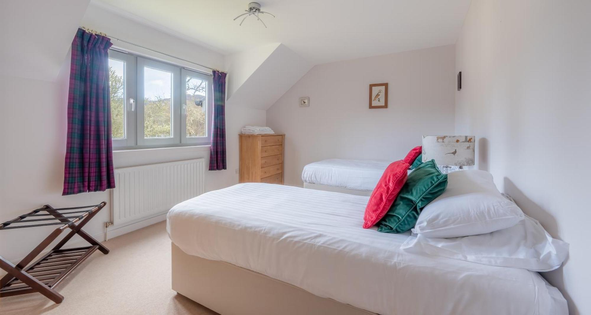 Abbey Holidays Loch Ness Luxury Self Catering 2 Bedroom Cottages Форт Аугустус Номер фото